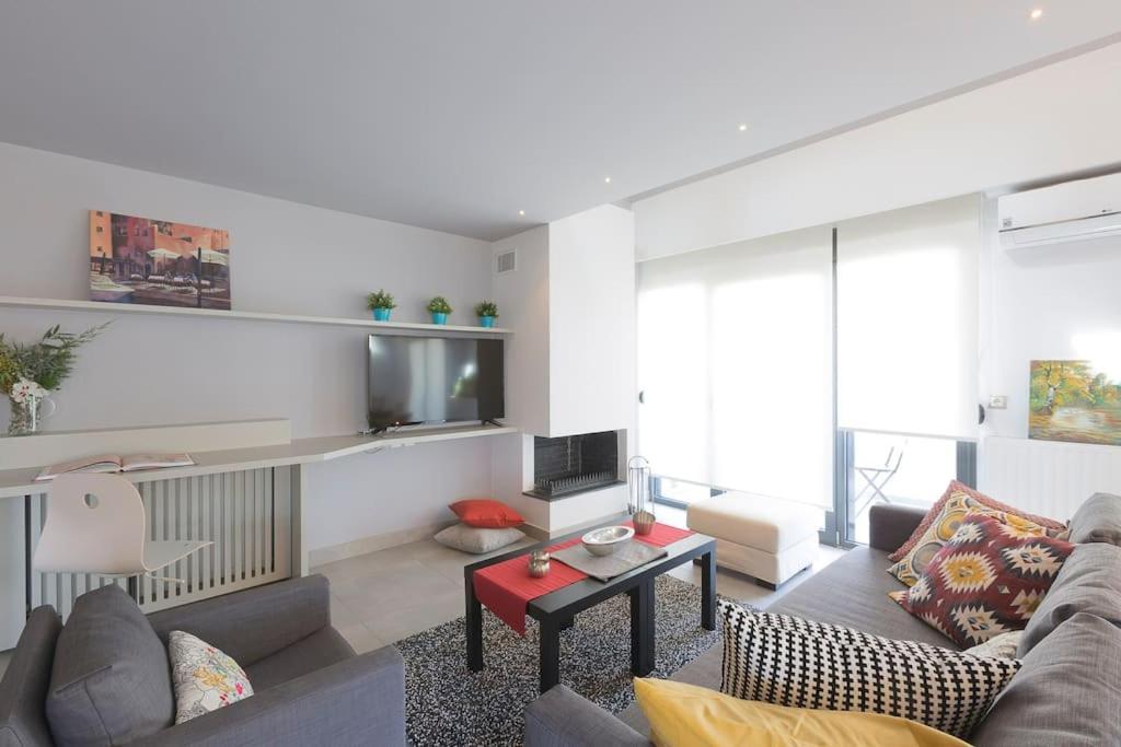 Ippokrateio Stylish City Loft Free Parking Апартаменты